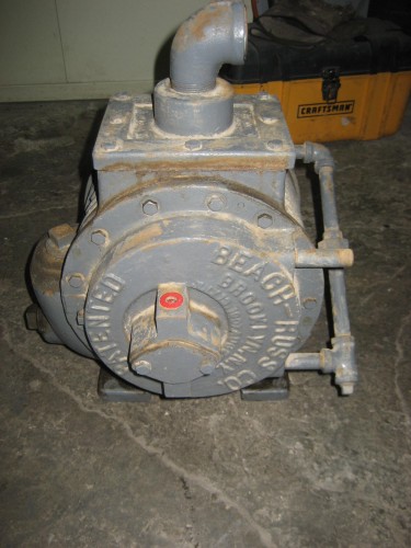 Beach Russ Rotary Vacuum Pump