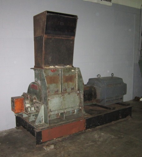 Mitts and Merrill 300HP Hog Grinder