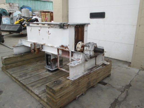  rubber lined trough and ribbon.