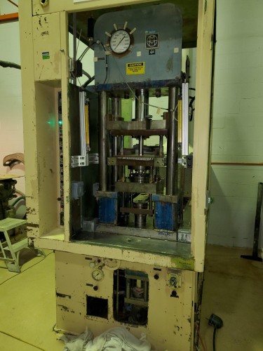 28 ton Mannesmann Meer Hydraulic Press