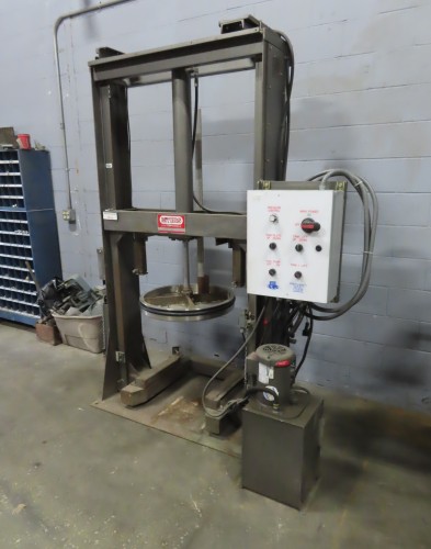 Myers Hydraulic Ram Discharge Press