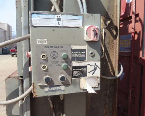 Selco Vertical Cardboard Baler