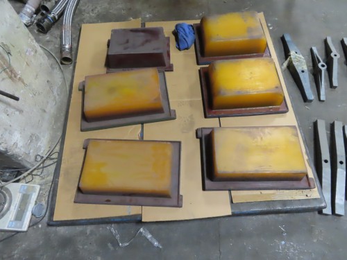 Urethane Pebble and Ball Mill Doors