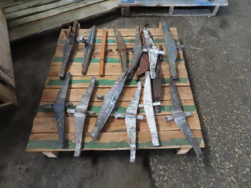 Pebble Mill and Ball Mill locking bars or door handles