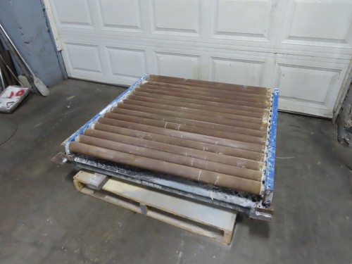 4' x 4' Roller Conveyor with Scale