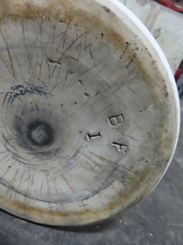 1.5 gallon Jar Roller Mill