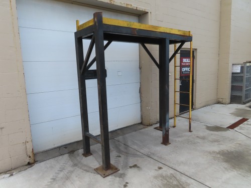 Catwalk Platform 32