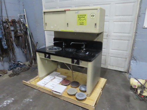 Buehler Polishing Table