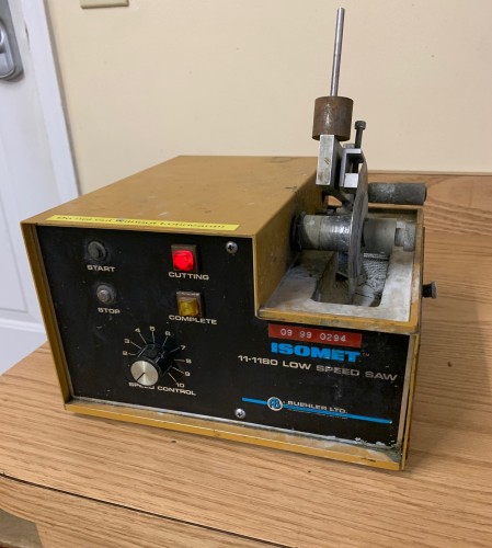 Buehler Slow Speed Wet Saw