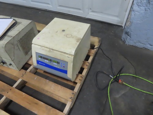  Accuspin 400