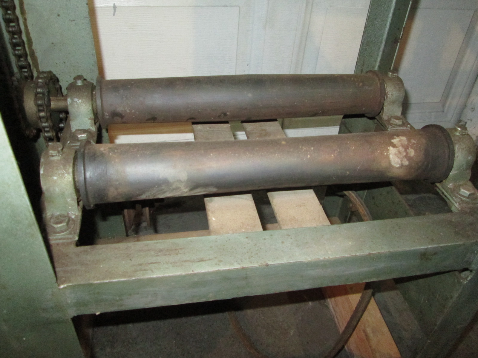 US Stoneware Jar Roller Mill, 2 tier