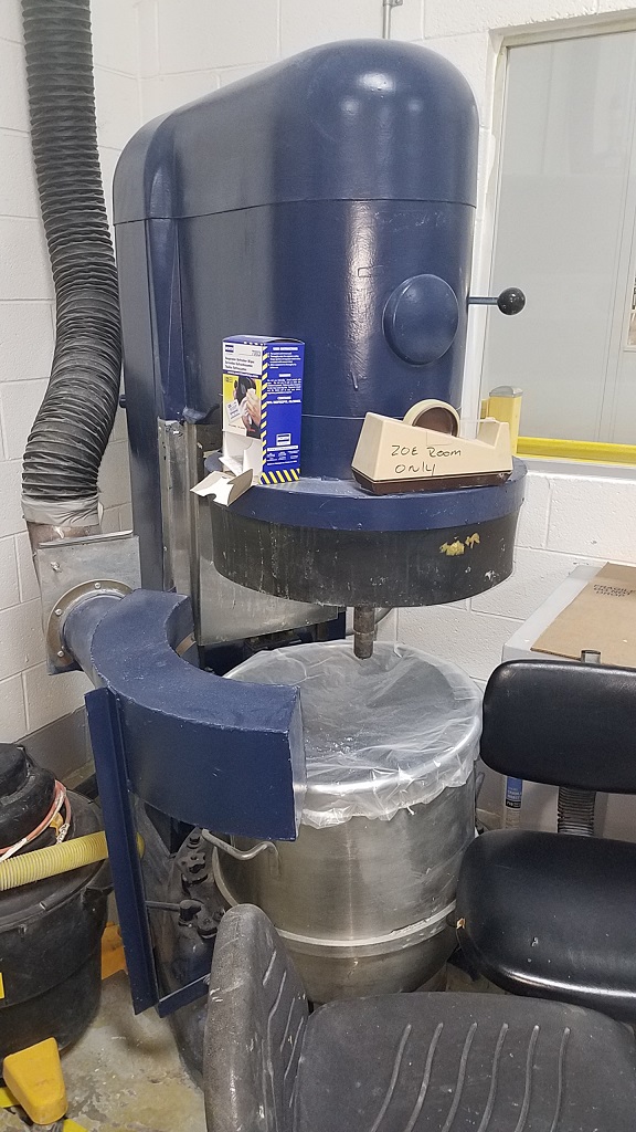 140 qt. Hobart Mixer, 5 hp, with bowl and paddle.
