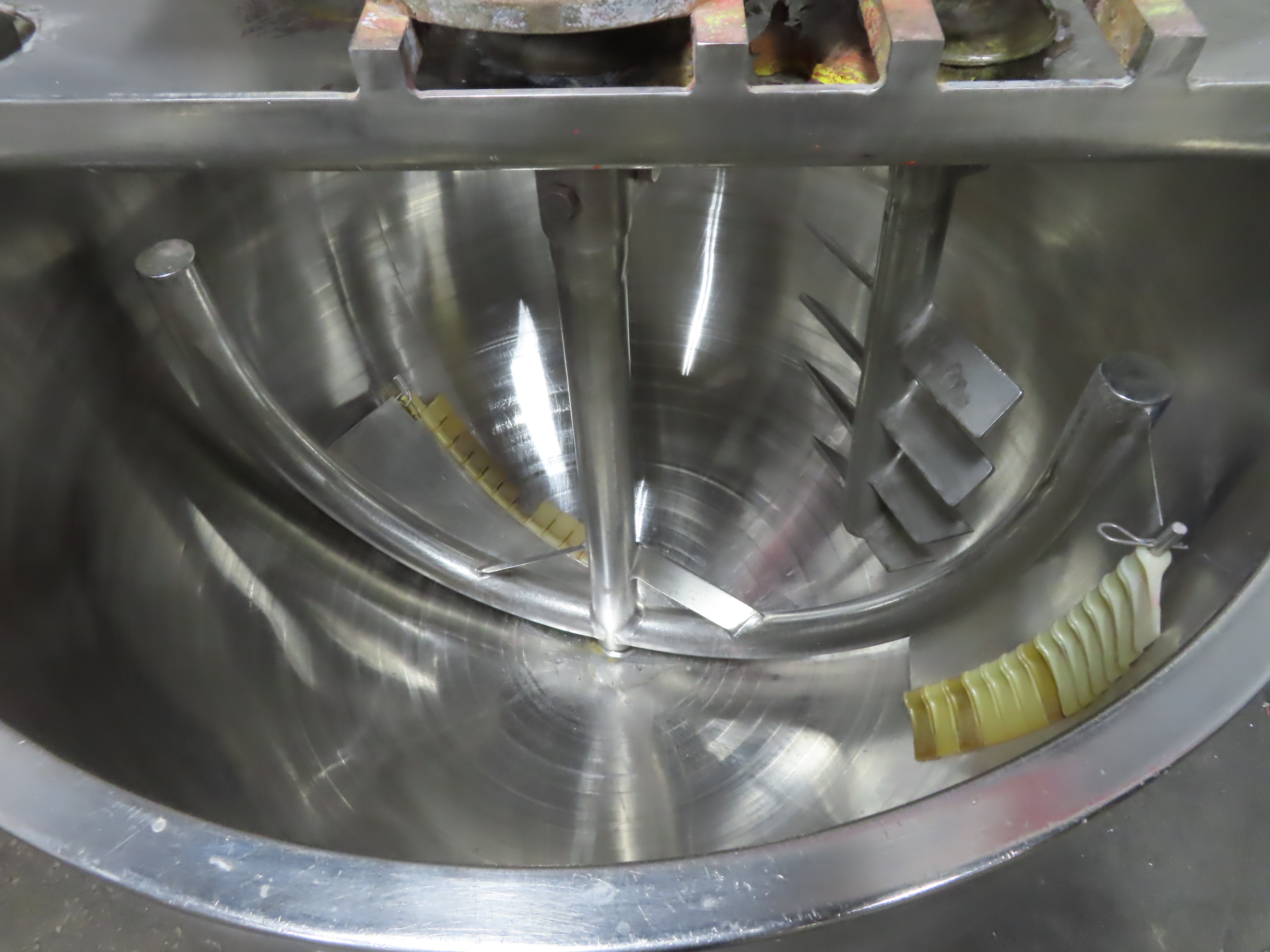 200 gallon Groen Stainless Steel Jacketed Kettle, 2 agitators