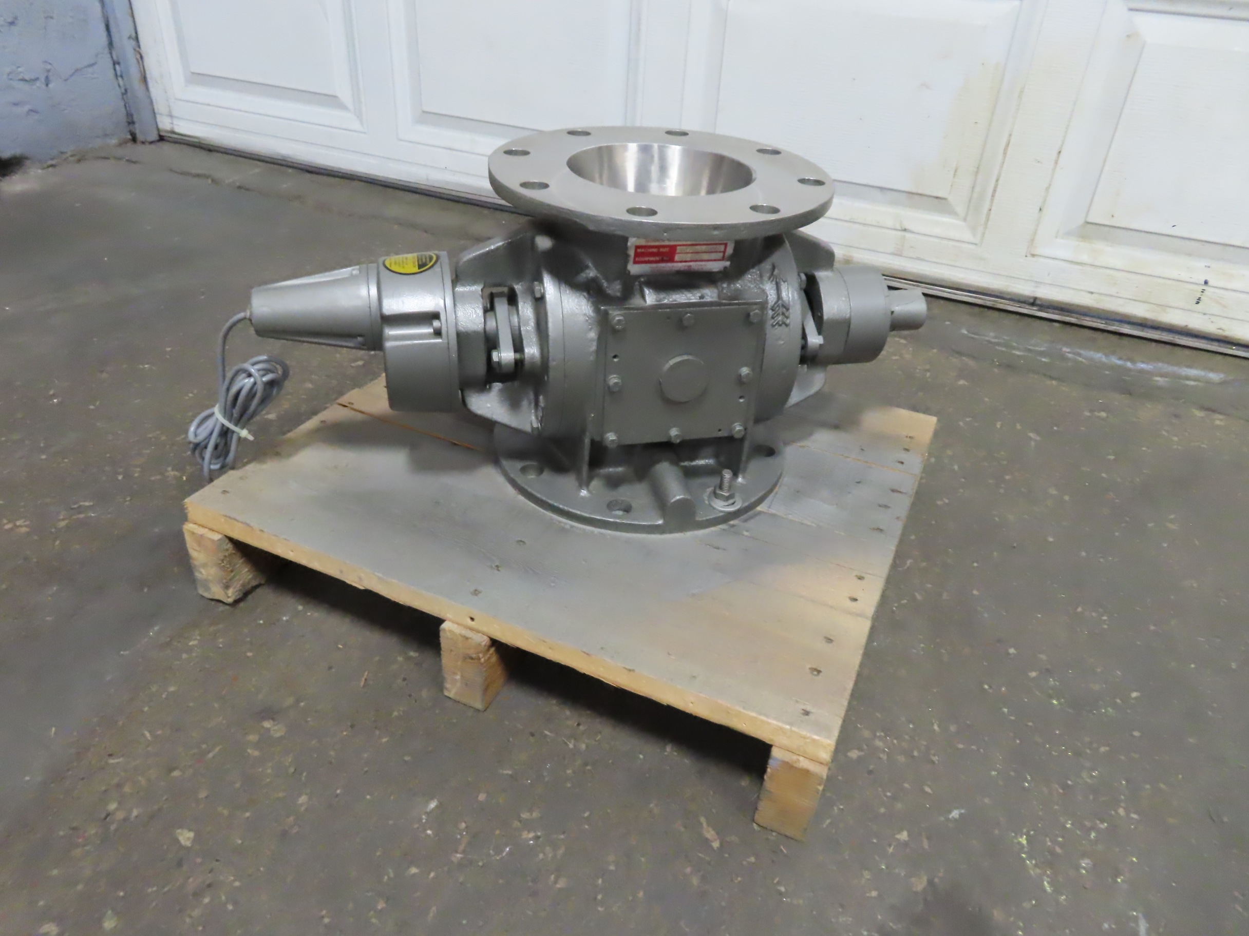 Rotolok Rotary Airlock Valve, 6" flanged and tapered