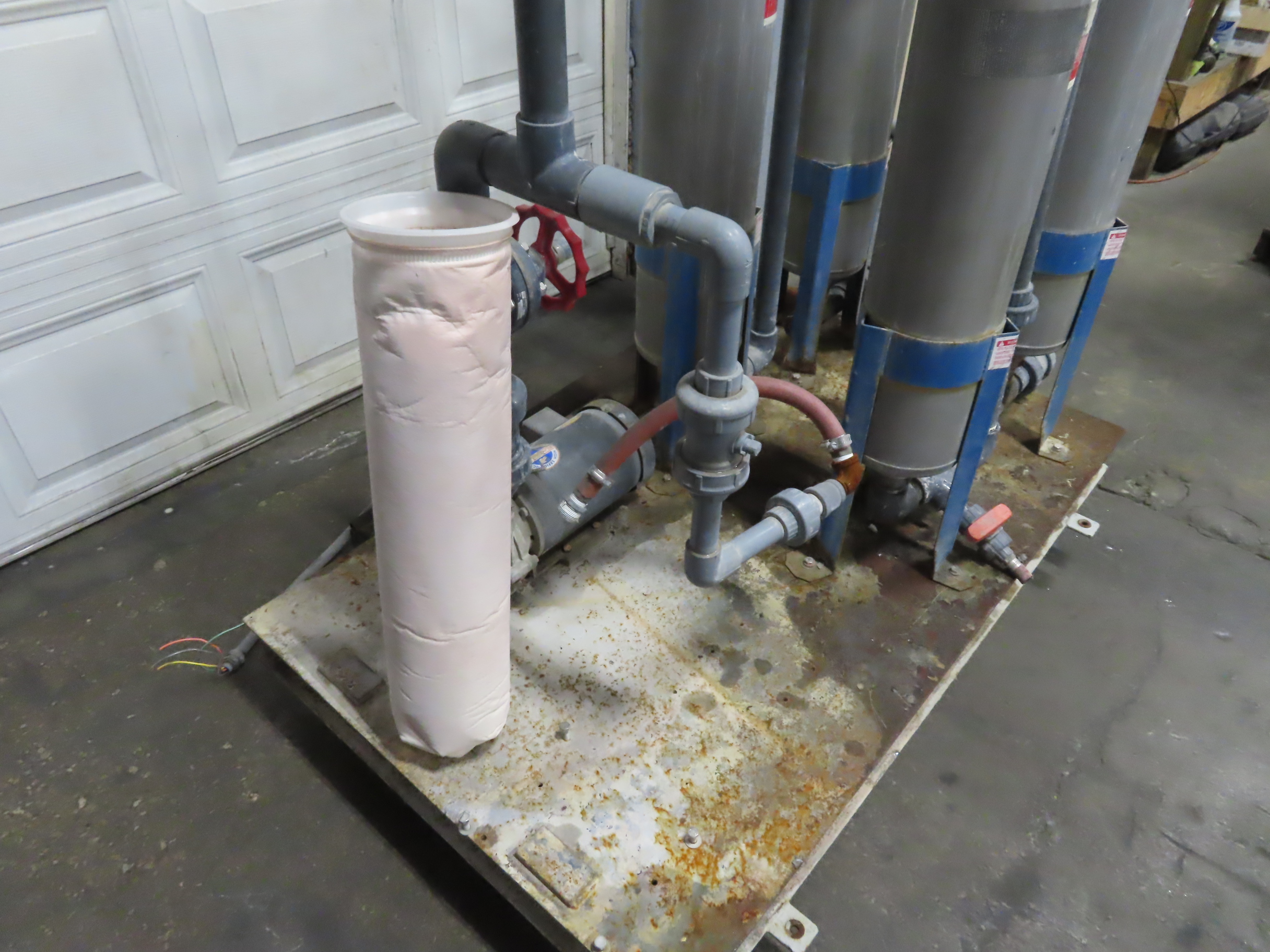 Filter Specialists Bag Filters, Qty. 4 with Pump