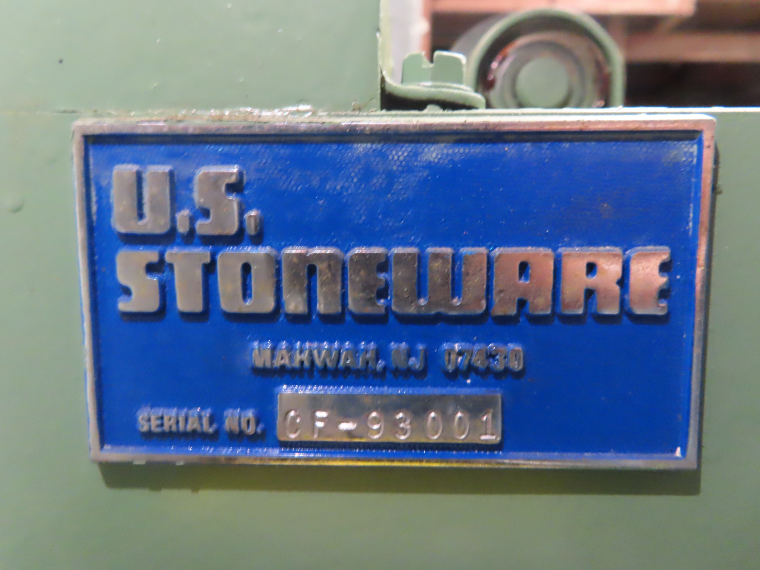 US Stoneware Jar Roller Mill, 2 tier, 4 jar capacity