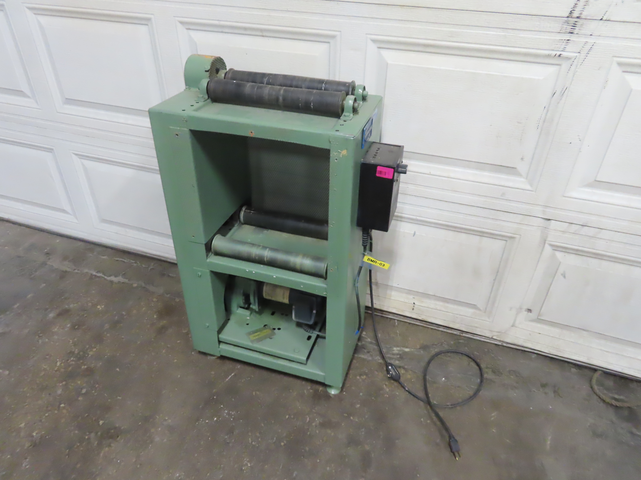 US Stoneware Jar Roller Mill, 2 tier, 2 jar capacity