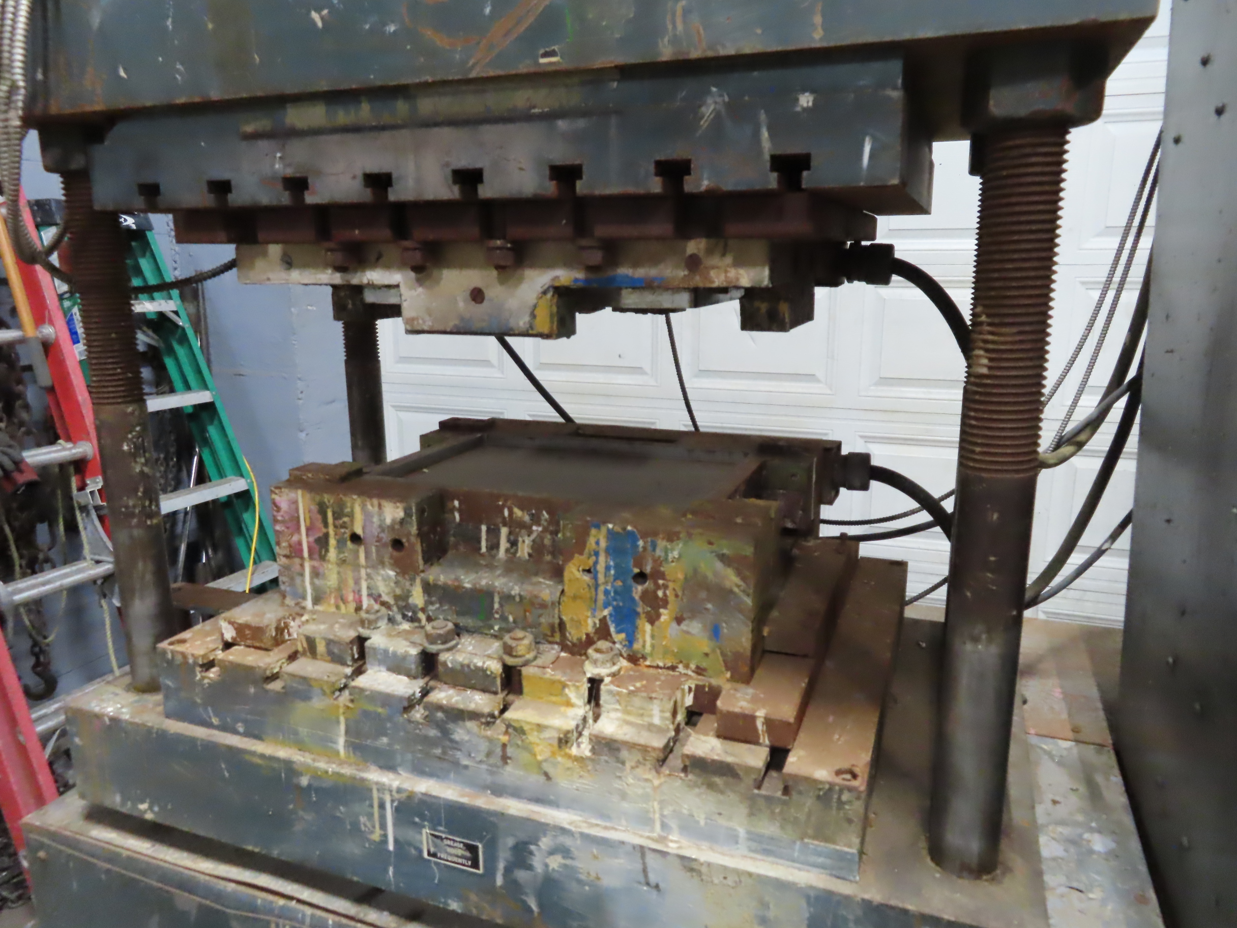 Hydraulic Press, 50 Ton Wabash Four Post Press with Electric Heating